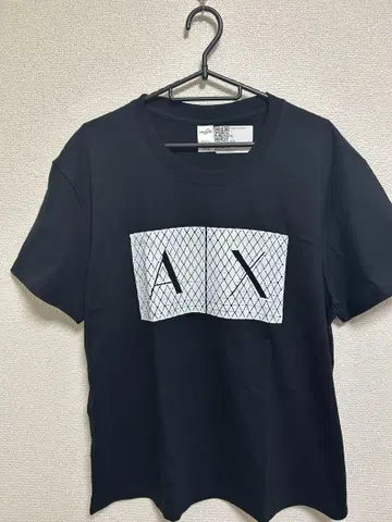 AX 로고 블랙 티셔츠 ARMANI EXCHANGE