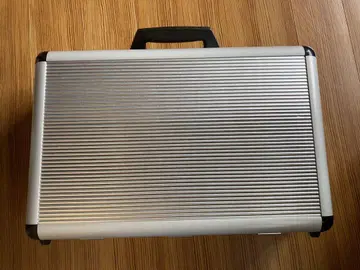 아타셰 케이스 열쇠 포함