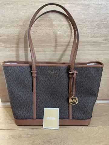 Michael Kors 브라운 토트백 거의 미사용