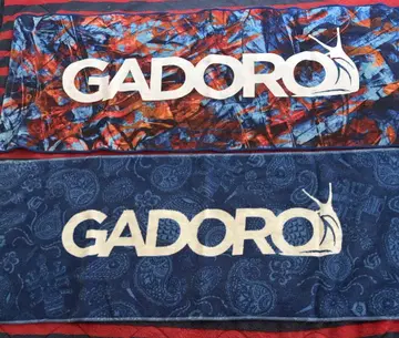 GADORO TAKANABE TOUR TOWEL과 페이즐리 파랑