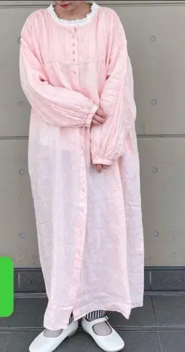 (새상품) 사만사 모스모스 아스델 가공 핀턱 원피스 정가 9790엔