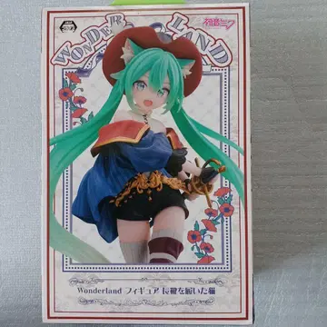 Wonderland 피규어 장모를 쓴 딸