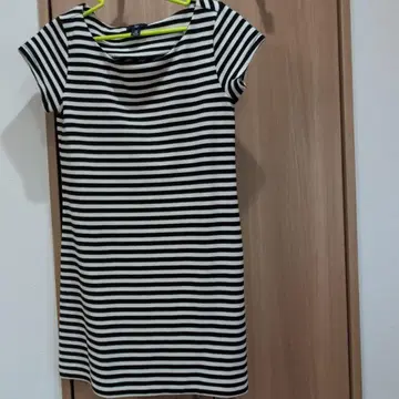 Gap 스트라이프 반팔 미니 원피스 US XS