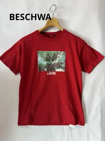 BESCHWA 비슈와 티셔츠 에이리언 미국제 코튼 빨간색 M