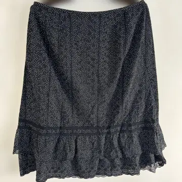 새상품급 Leilian 15+ 도트 무늬 프릴 블랙 스커트