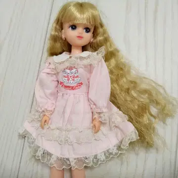 금발 소바지 리카짱 인형 본체 핑크 드레스