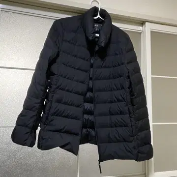 유니클로 울트라 라이트 다운 자켓 블랙