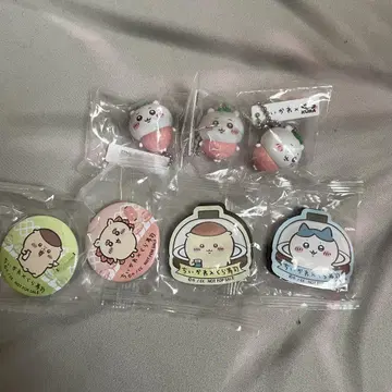 치이카와 쿠라스시 피규어 & 마그넷 & 캔뱃지 치이카와 비쿠라폰