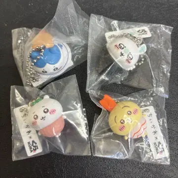 치이카와 쿠라스시 피규어 4개 세트