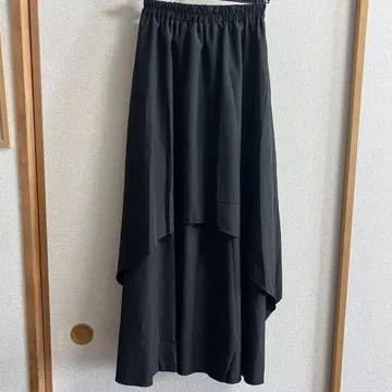 블랙 플레어 롱 스커트