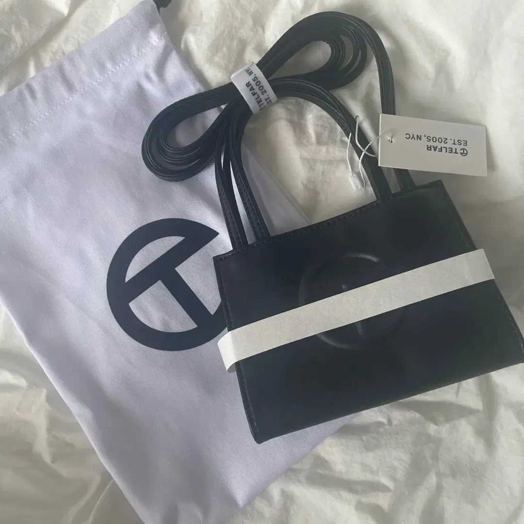 TELFAR | 텔파 Telfar Bag Small Medium Telfar Shopping Bag on