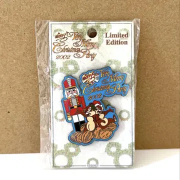 디즈니 핀즈 핀 배지 칩과 데일 크리스마스 2002 WDW