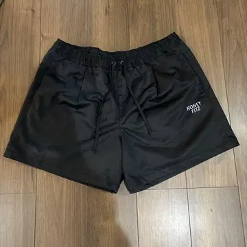 HONEY FITZ 블랙 숏팬츠 XL