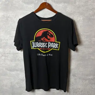 JURASSIC PARK 티셔츠 Life Finds A Way 프린트