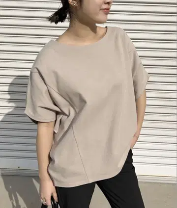 강한 꼬임 분또 5부 소매 풀오버 베이지