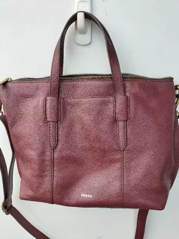새상품급 fossil 소가죽 핸드백 2way 백 와인