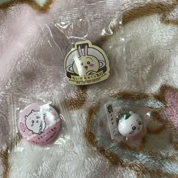 치이카와 (먼작귀) 쿠라스시 콜라보 피규어 & 캔뱃지 & 마그넷