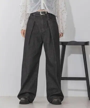 지나시스 턱 와이드 데님 팬츠