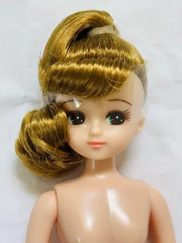 리카짱 캐슬 앞머리 컬 포니테일 컬 인형 교실