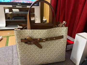 Michael Kors 숄더백 베이지/브라운