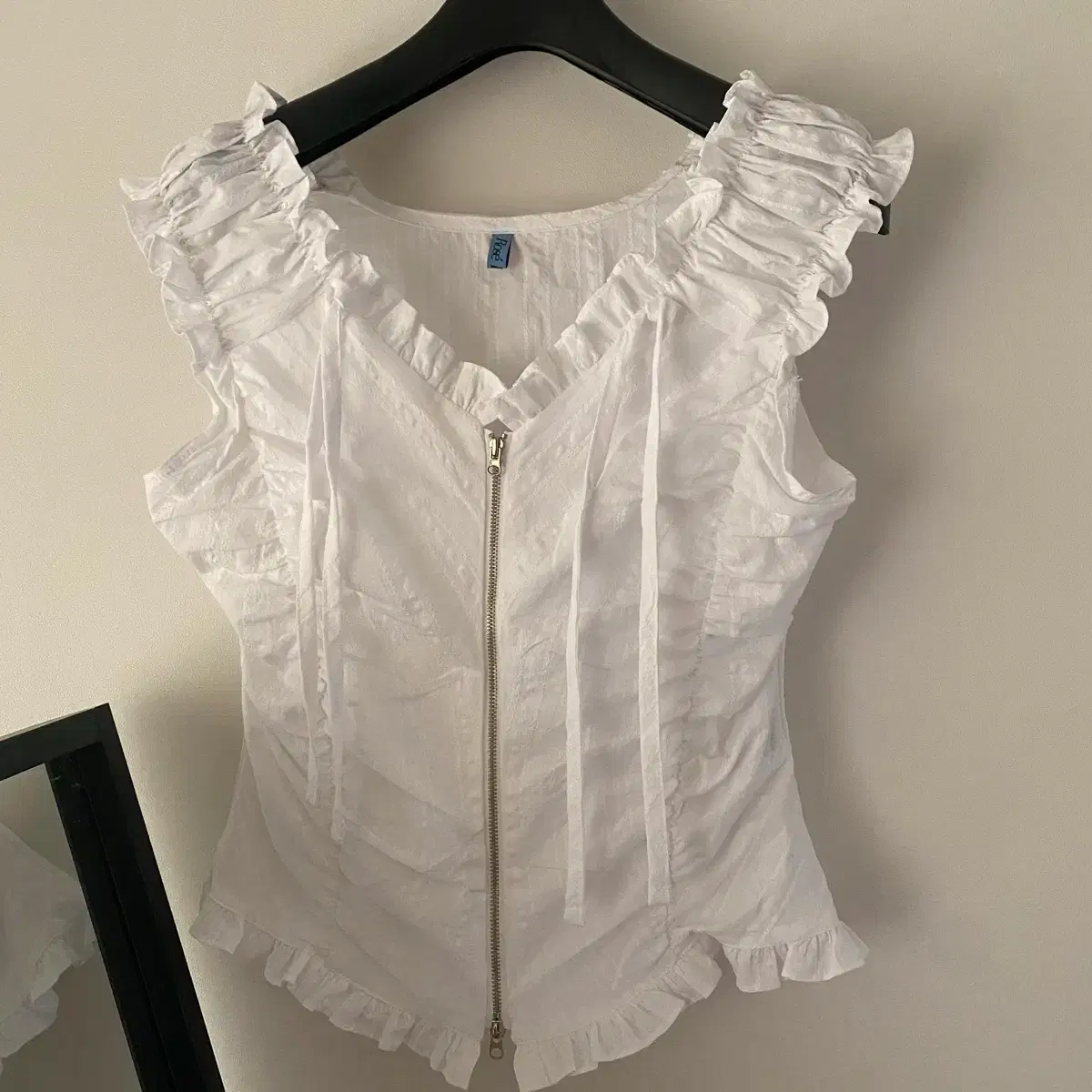Rose Jeff Two-Way Frill Ribbon Sleeveless Bemon Asa #로제프란츠 