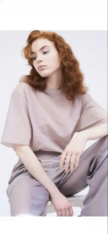 스터닝 루어 시어 T 블라우스