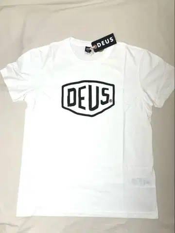 DEUS 데우스 엑스 마키나 화이트 티셔츠 로고 L 사이즈 흰색
