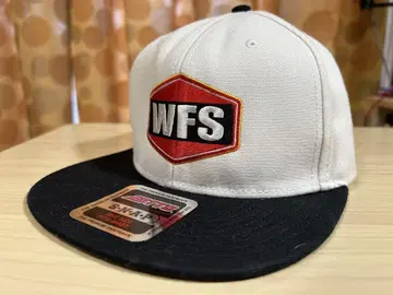 WFS 스냅백 캡 화이트/블랙