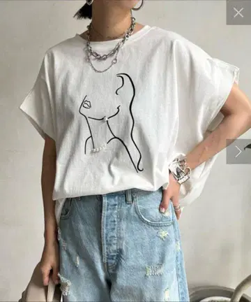 DOUDOU 반팔 티셔츠 펄 플로키