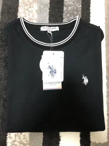U.S. POLO ASSN. 블랙 티셔츠 미사용 새상품 M 사이즈