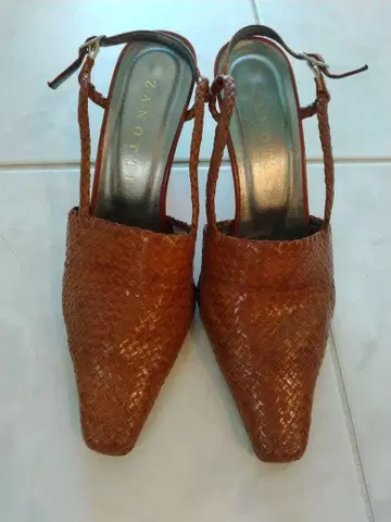 ZANOTTI 뜨개질 가죽 슬링백 뮬