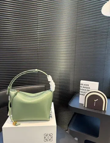 LOE 호보 겨드랑이 아래 백 핸드백