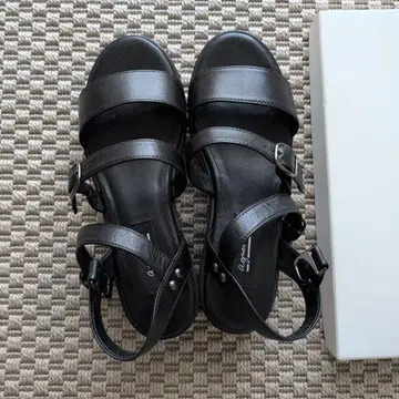 agnes b. 에네스베 샌들 24.5cm
