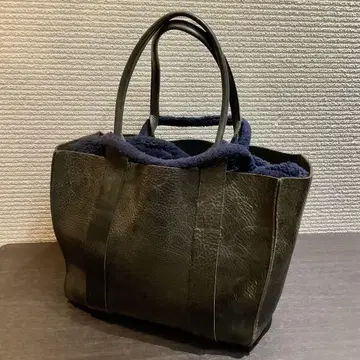 MUUM 무뉴 복슬복슬 이너 백 포함 가죽 토트백