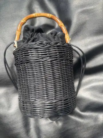 ZARA 버킷형 바스켓백 블랙 대나무 핸들