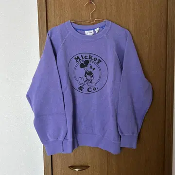 Mickey & Co. 퍼플 맨투맨 S 구제 의류