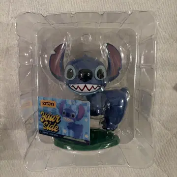 52TOYS 스티치 피규어
