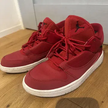 Jordan AO1331-600 레드 스니커즈 6Y