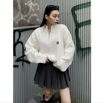 evris 로고 하프 지퍼 니트 택 포함 새상품