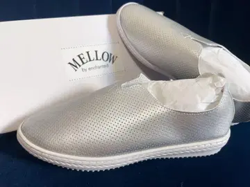 MELLOW 실버 슬립온 박스 포함