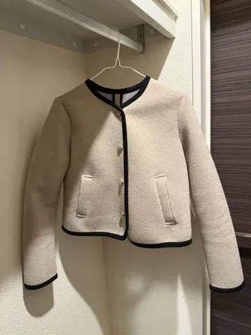 자라 노카라 베이지 자켓