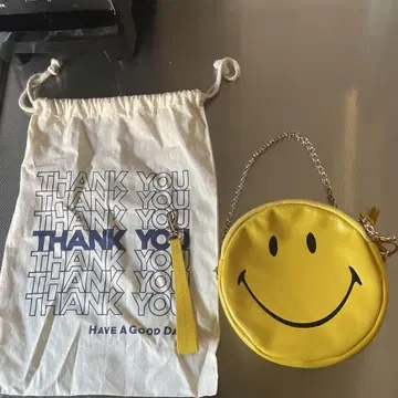 GOOD GRIEF 스마일 파우치