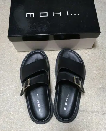 MOHI 모히 샌들 블랙 39