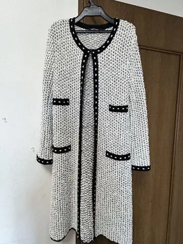 피에르 카르뎅 롱 코트 화이트/블랙