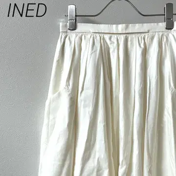 INED 미디 스커트 플레어 포켓 부착 심플 안감 부착 깔끔한 스타일