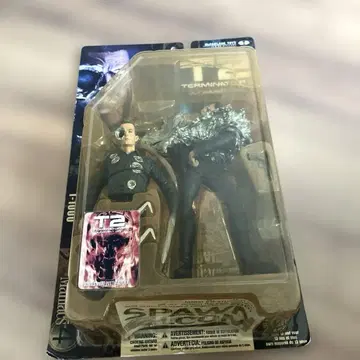 터미네이터 USJ 피규어 T-1000