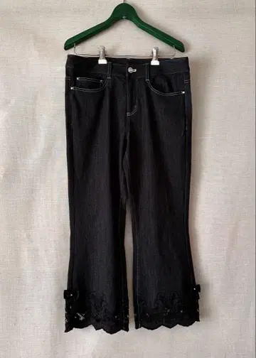 슈퍼 뷰티 42 사이즈 블랙 레이스 장식 플레어 팬츠