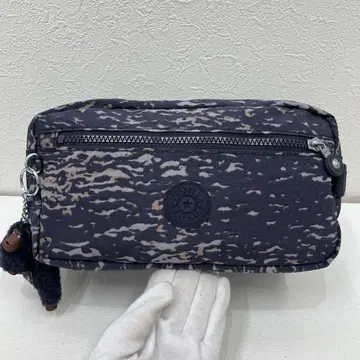 9598