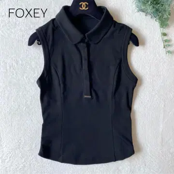 FOXEY 뉴욕 로고 티셔츠 폴로 블랙