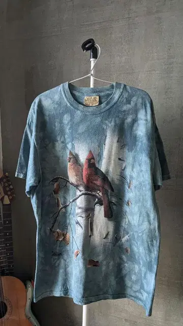 The Mountain 새 프린트 티셔츠 L 사이즈